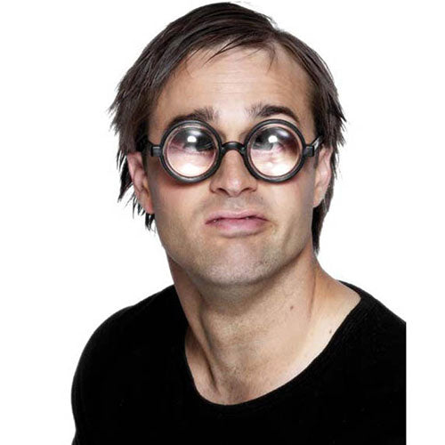 Trifocal magnifying glasses