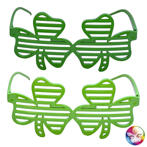 Green clover glasses