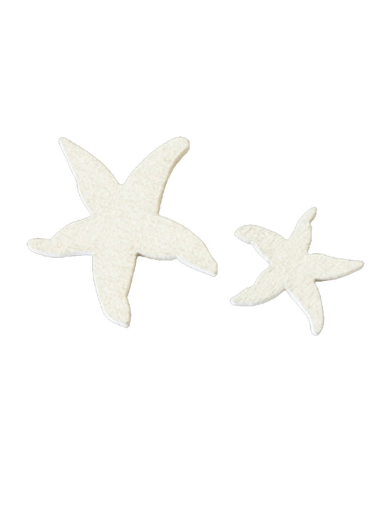 12 Confettis en bois étoiles de mer blanches 3 et 2 cm