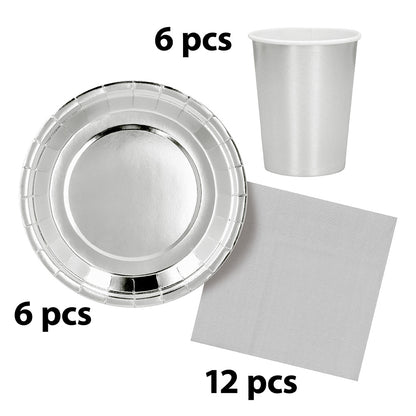 Service de Table Argenté 24 Pièces - Assiettes, Gobelets et Serviettes