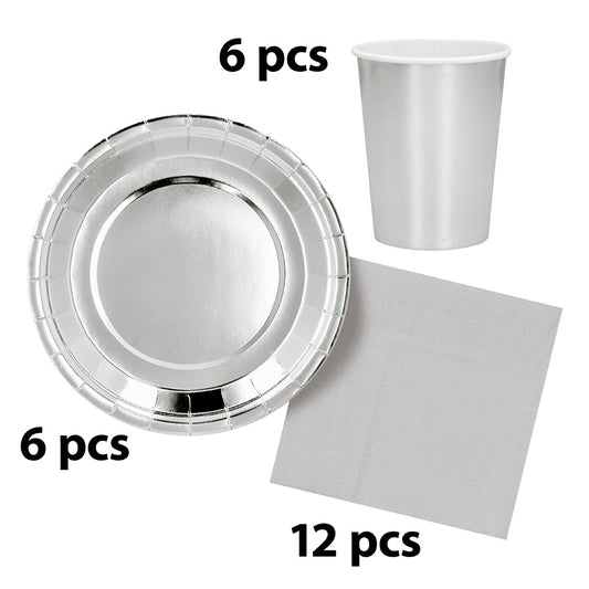 Service de Table Argenté 24 Pièces - Assiettes, Gobelets et Serviettes