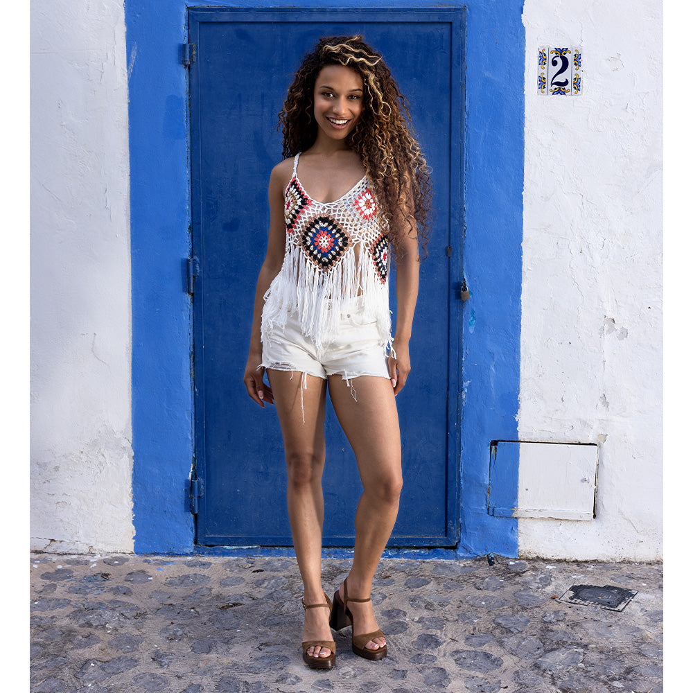 Top Crochet Blanc Franges Motifs Géométriques Multicolores