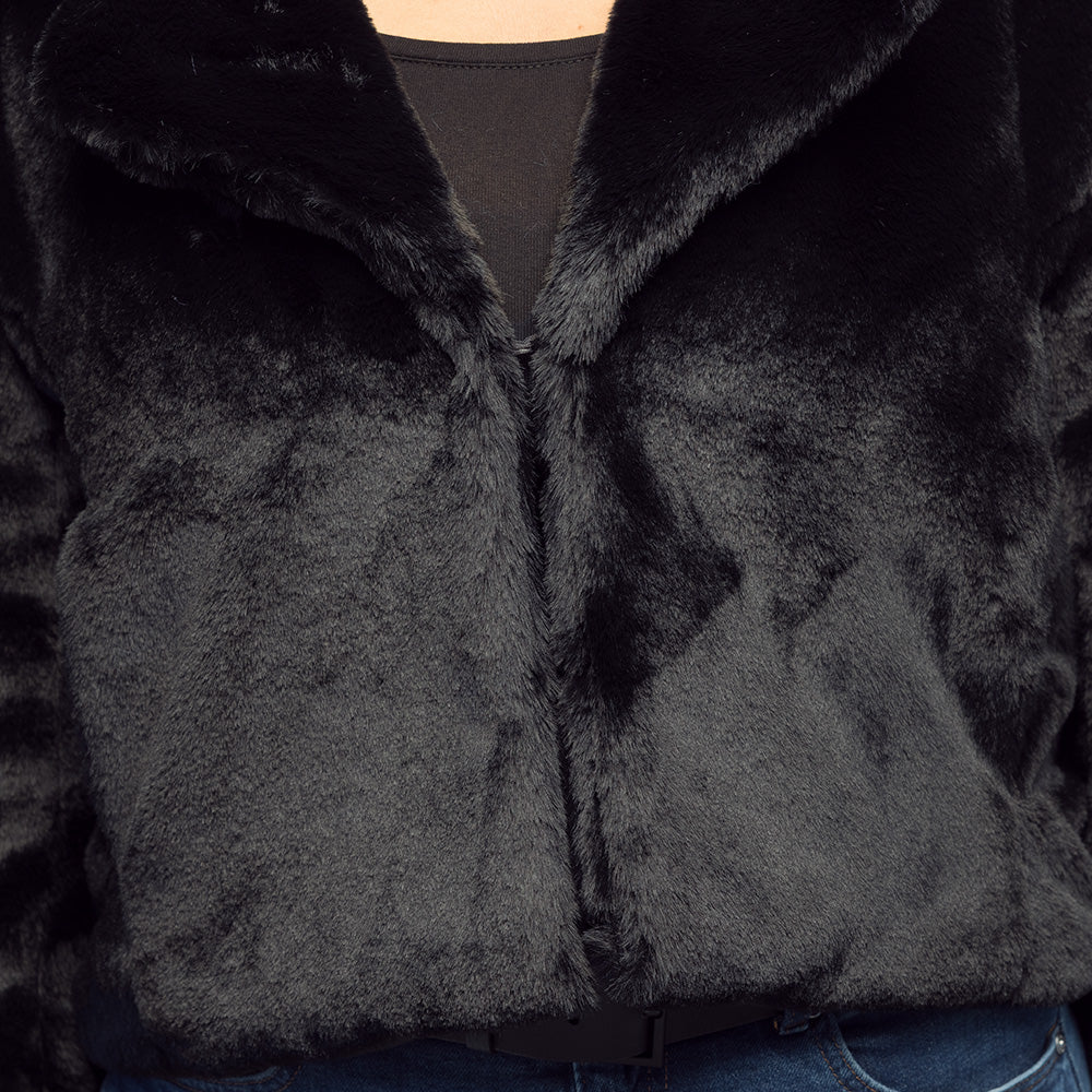 Veste Fourrure Noire Courte Femme - Accessoire Soirée Glamour