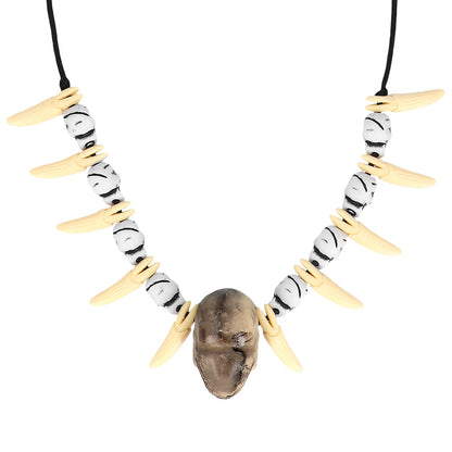 Collier Crâne avec Pics et Têtes de Mort - Accessoire Halloween Gothique