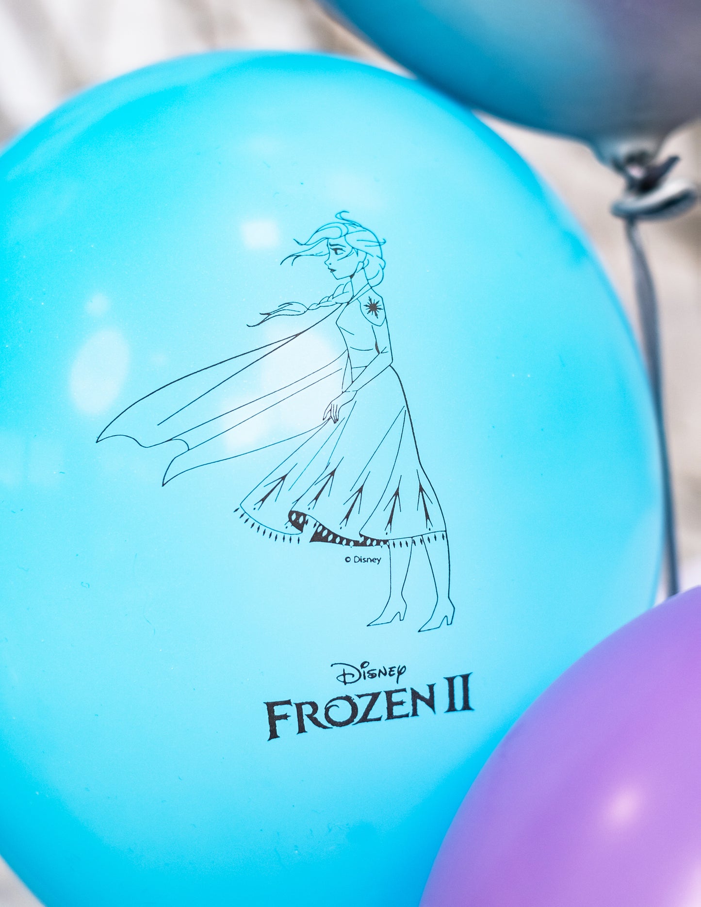 8 Ballons en latex La Reine des Neiges 2 28 cm