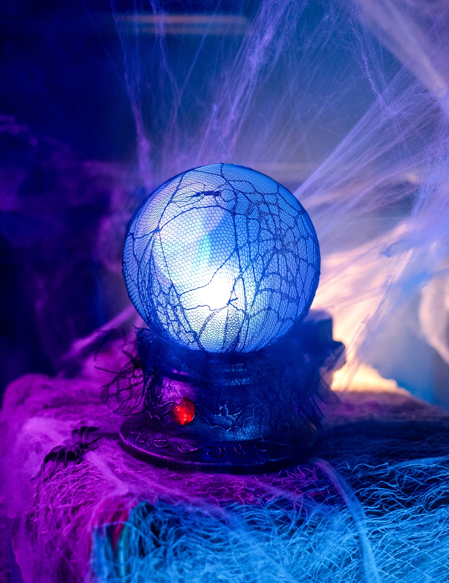 Boule de cristal lumineuse et sonore 19 x 13 cm