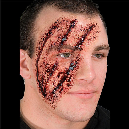 Griffure ensanglantée